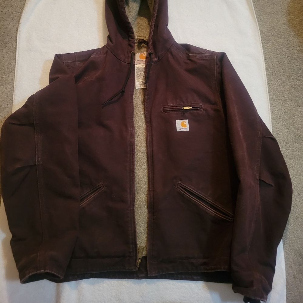 Like NEW Purple Carhartt Sherpa lined Jacket